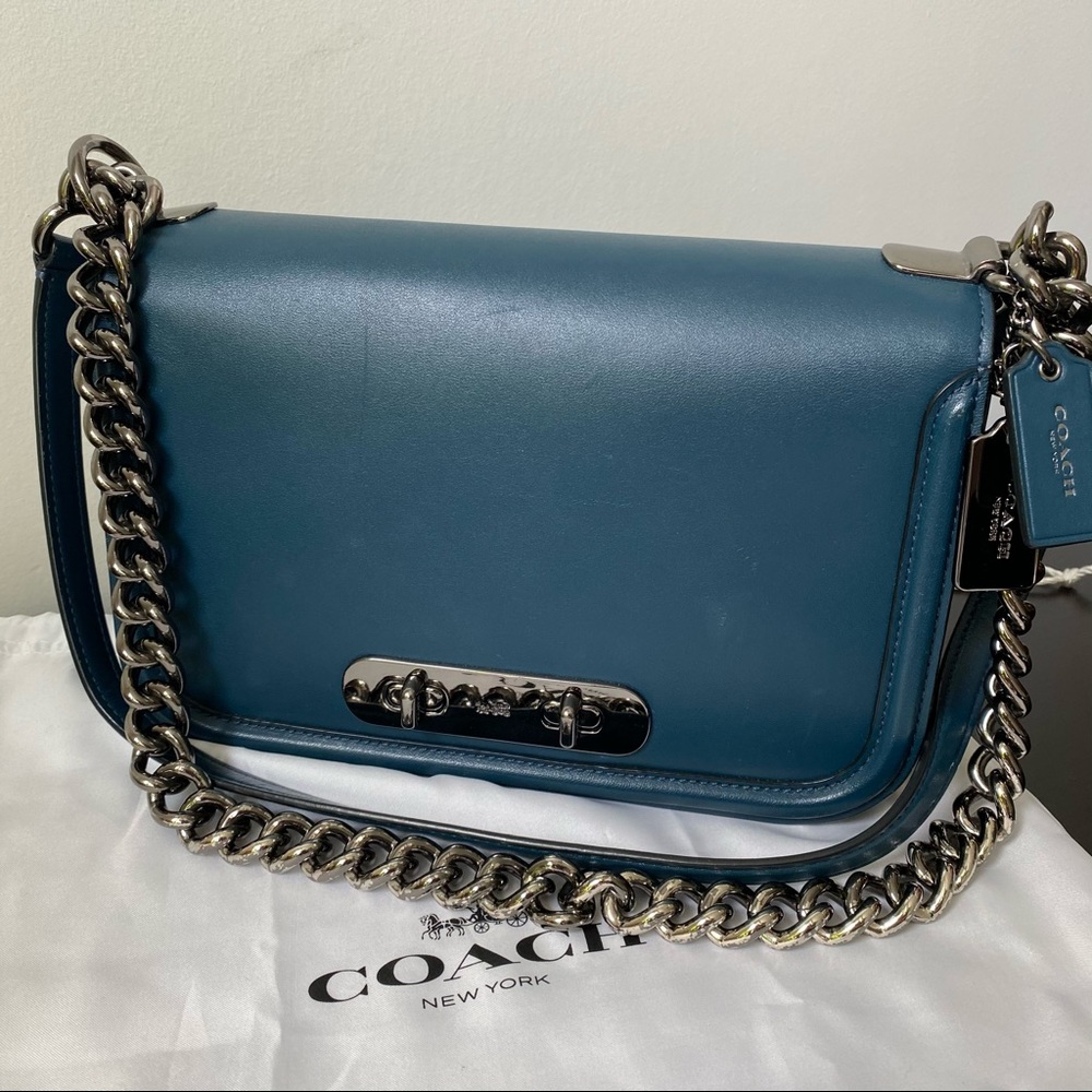 Sold: Coach Swagger Shoulder Bag